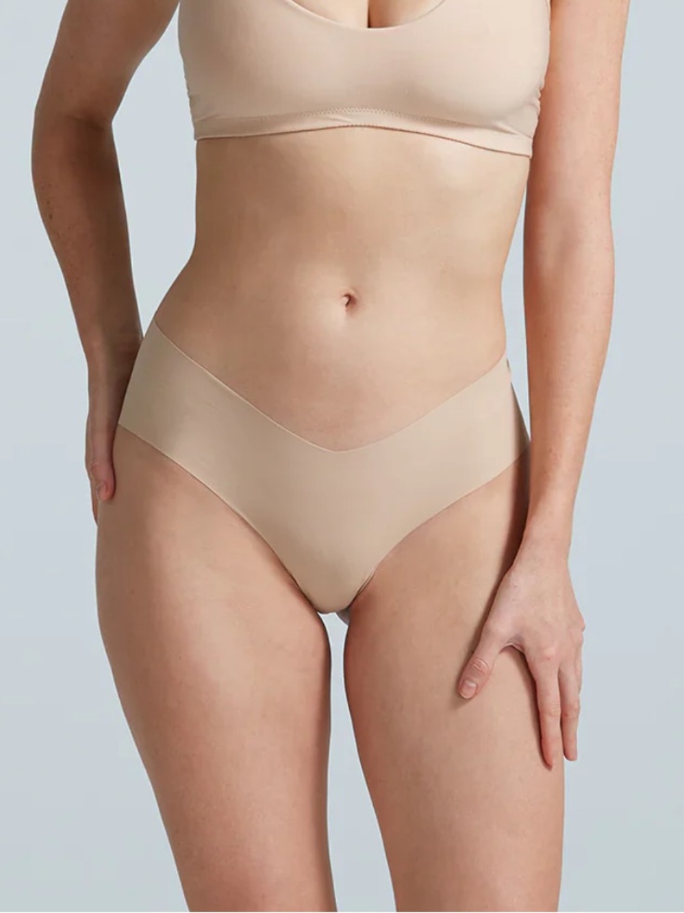 NWOT Commando Classic Solid Girl Short in Beige